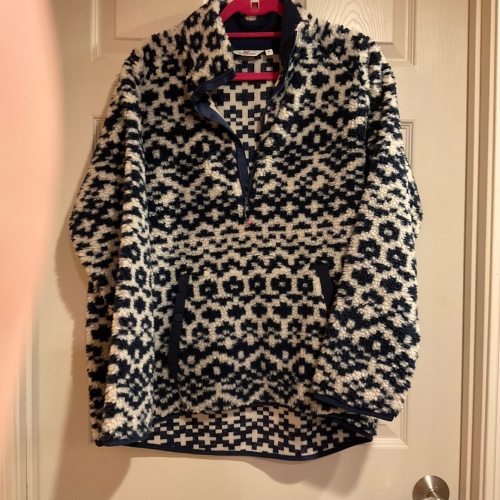Vineyard Vines Patterned Teddy Jacket in Navy and Cream
